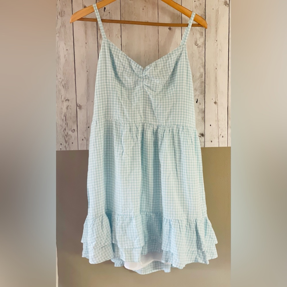 Adorable light blue and white checkered Hollister dress!